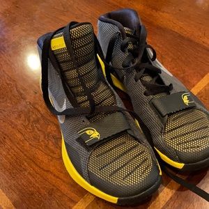 Men’s Nike KD Trey5 shoes